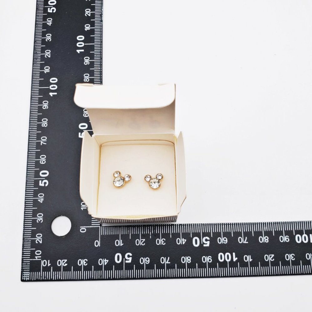 Disney X Avon VTG Stud Earrings NIB - Picture 9 of 10